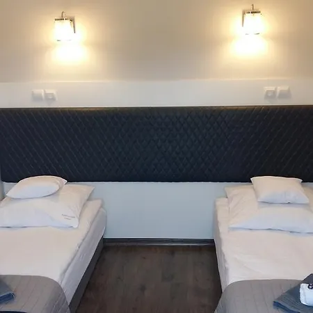 Lazur Apartment *